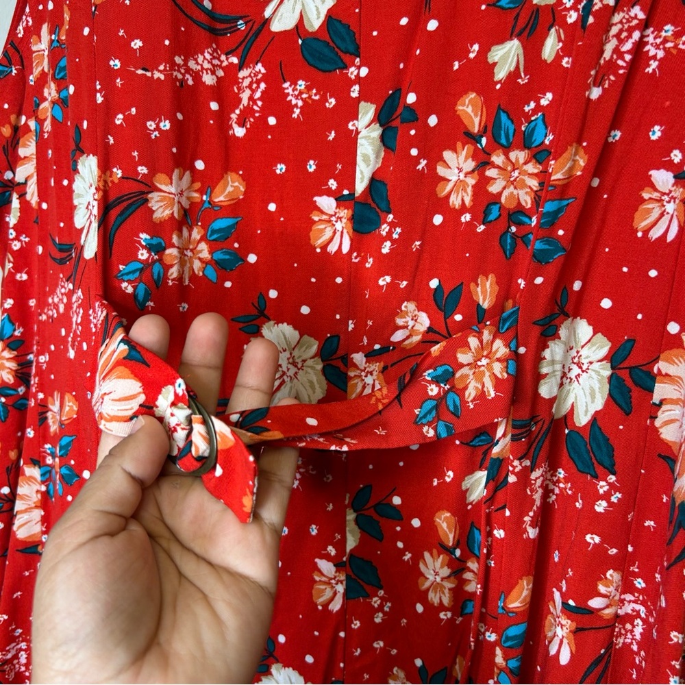 Torrid Challis Button Front Fit and Flare‎ Tank Adjustable Straps Red Floral 3X - Picture 6 of 8